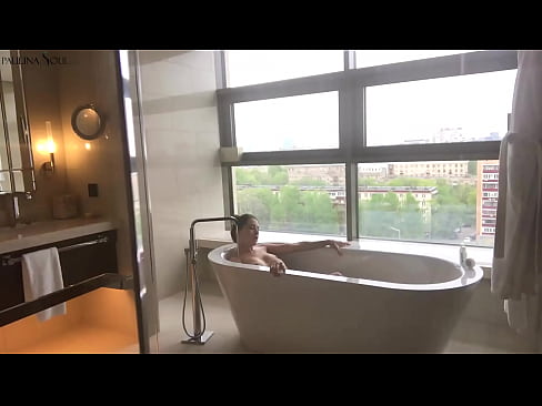 ❤️ Geweldige babe Hertstochtlik rukt har kut yn 'e badkeamer ❌ Porno by ús fy.image-kassir.ru ☑