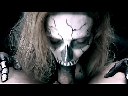 ❤️ Demon famke sûgje hoanne mei har swarte mûle en slikken cum. ❌ Porno by ús fy.image-kassir.ru ☑