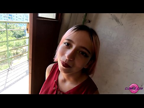 ❤️ Studint Sensual sûget in frjemdling yn 'e bûtenwrâld - Cum op syn gesicht ❌ Porno by ús fy.image-kassir.ru ☑